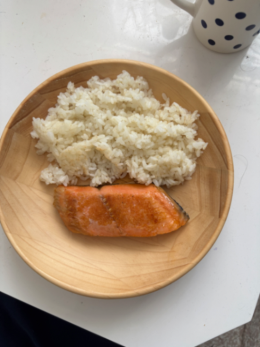 朝食