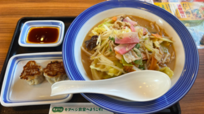 外食でもちゃんぽんなら、野菜が多いから、いっかなぁって思ちゃう。